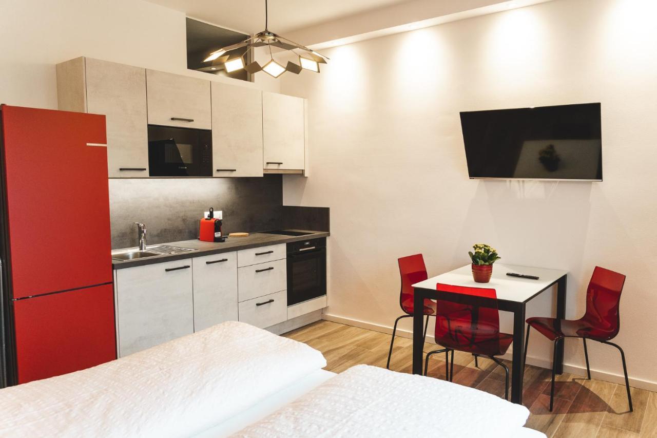 Studio-Appartment - Hotel Lux Merano Kültér fotó